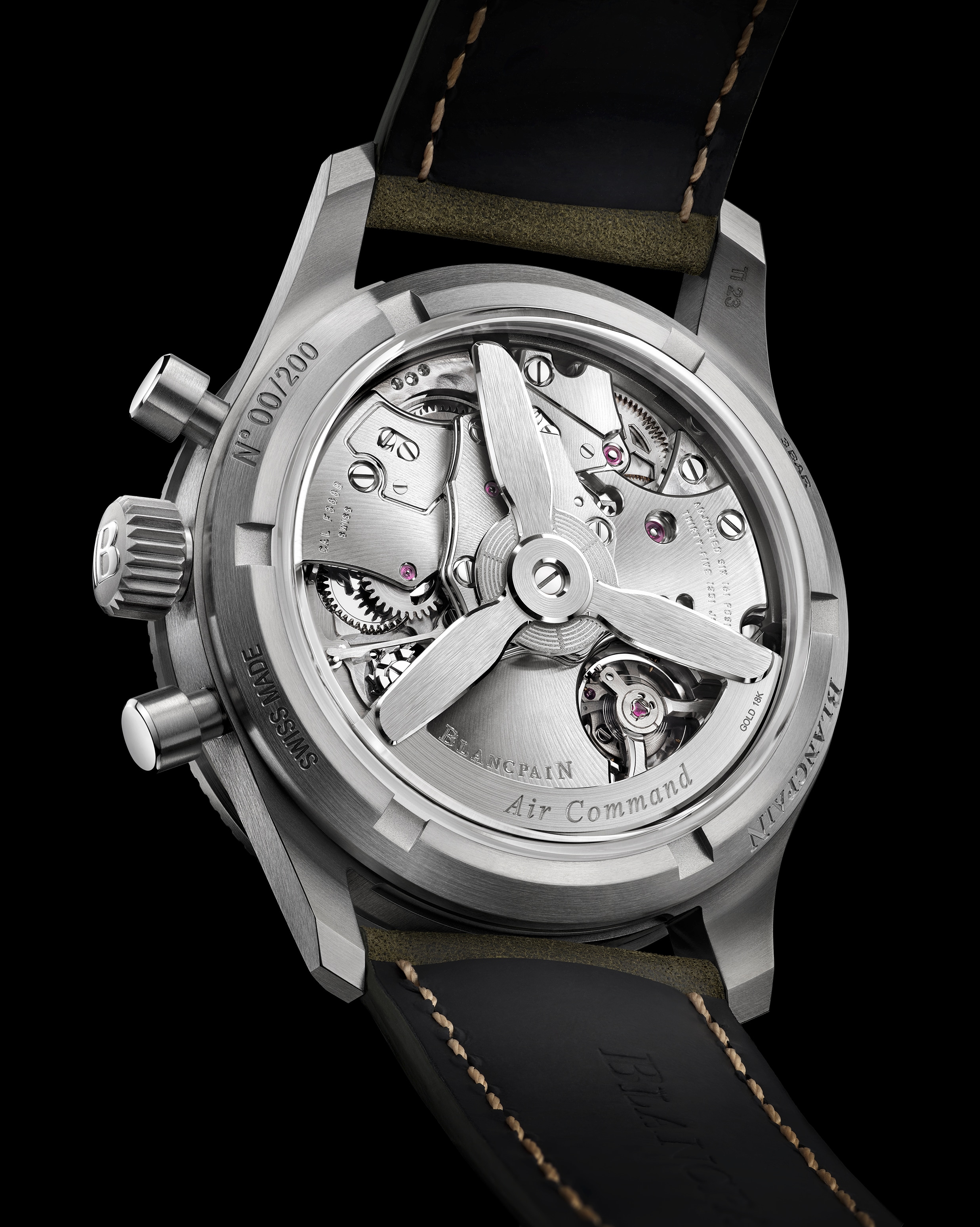 カモフラージュグリーンをまとったエアコマンド | Blancpain